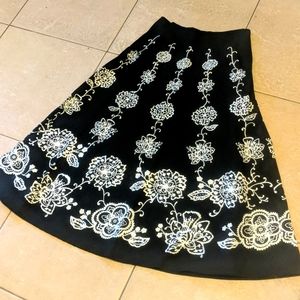 White House Black Market skirt
